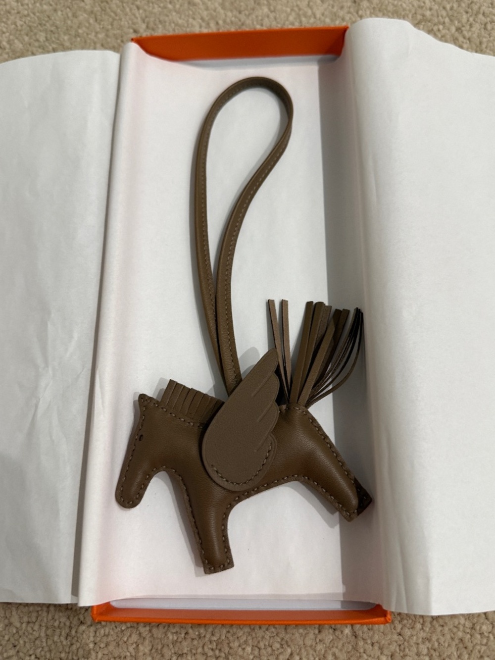 Brand New Hermès Etoupe Pegase Rodeo Charm PM Size -